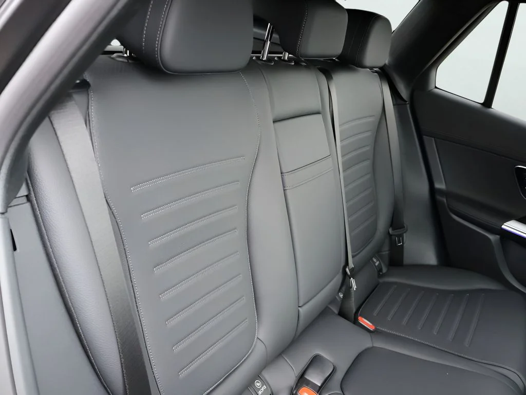 New 2026 MANUFAKTUR Graphite Gray Magno Mercedes-Benz GLC 300 image 14