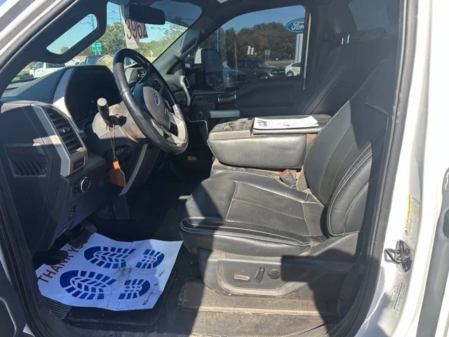 Used 2022 White Ford Lariat image 11