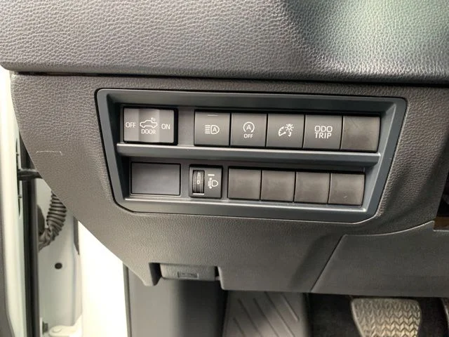 Used 2025 White Toyota SR image 24