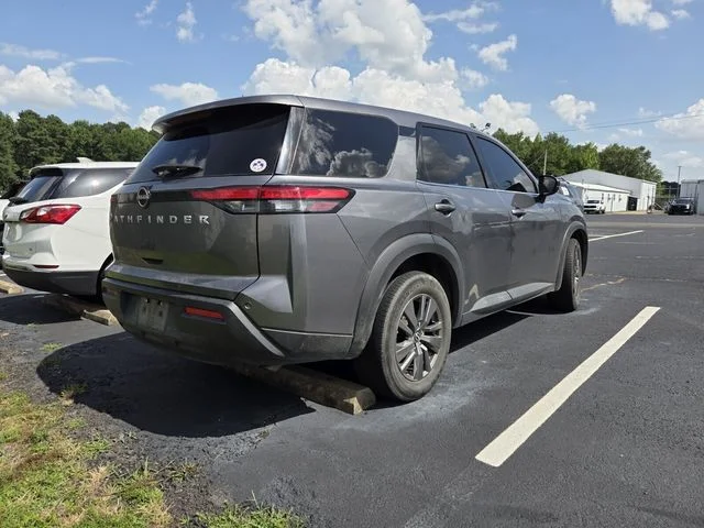 Used 2022 Gray Nissan S image 4