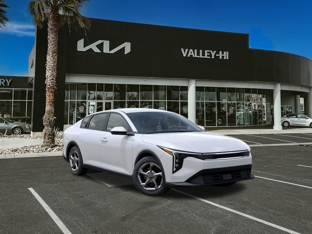 New 2026 Snow White Pearl Kia LXS image 9