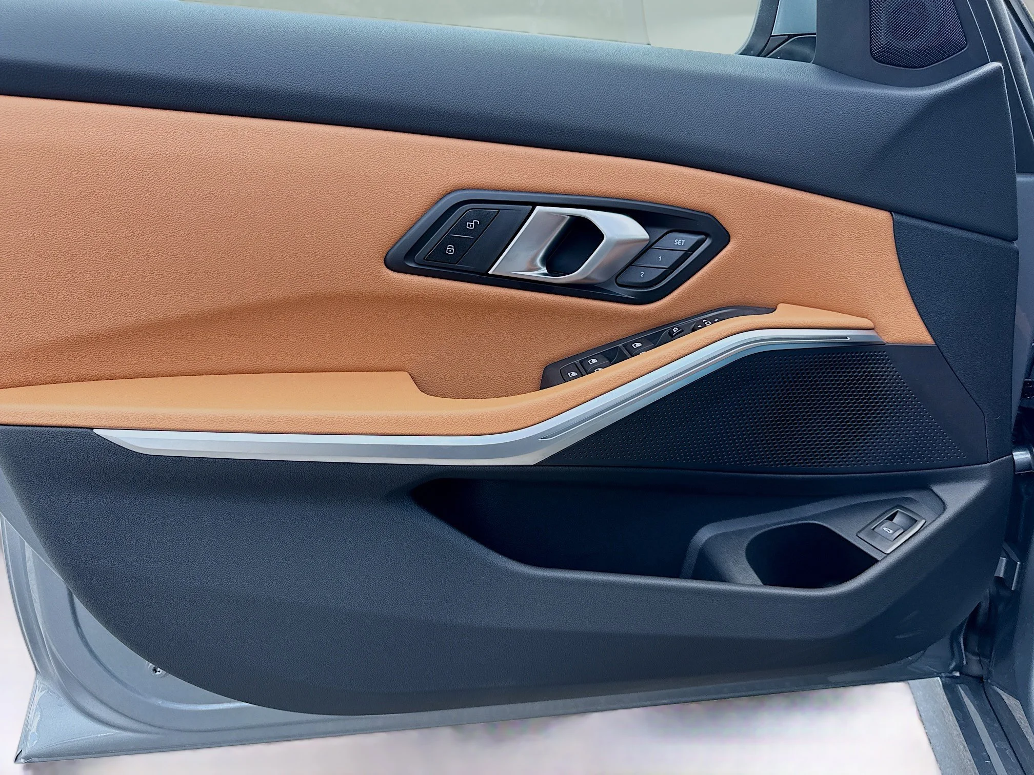 New 2026 Skyscraper Grey Metallic BMW 330i xDrive image 22