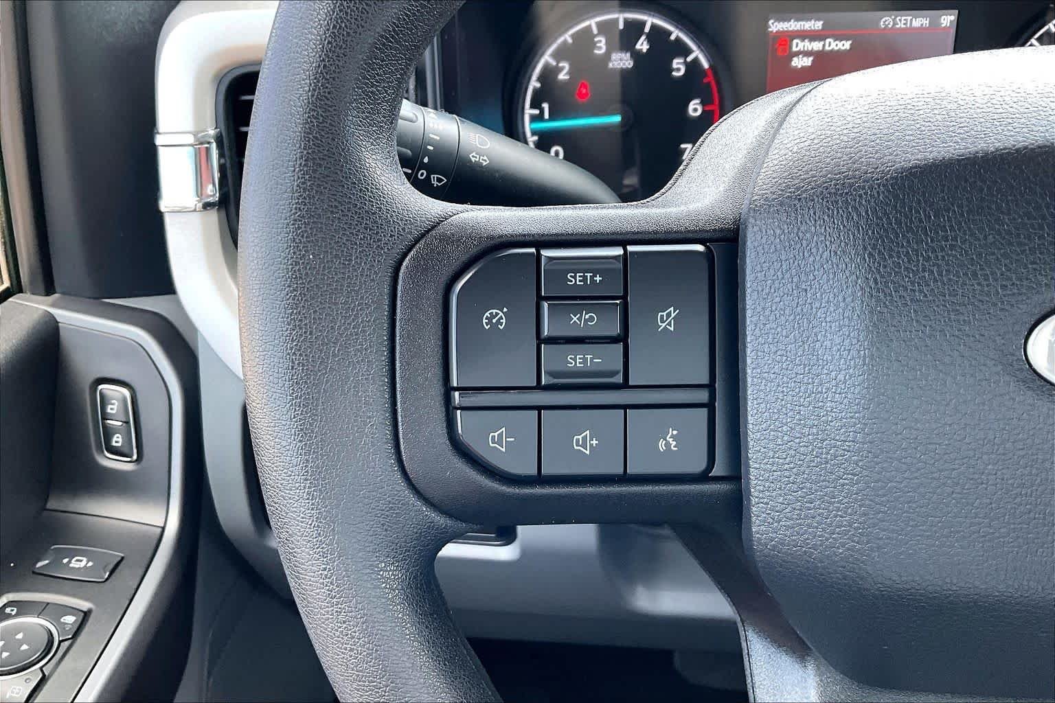 Used 2024 Oxford White Ford XLT image 23