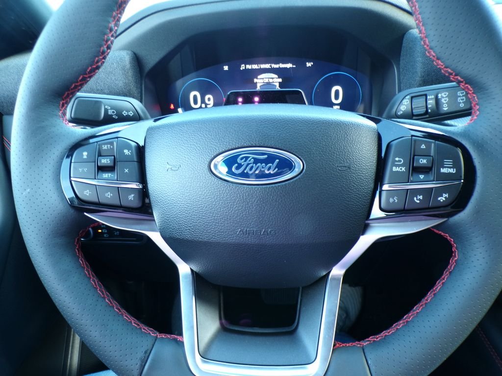 New 2026 Space White Metallic Ford ST-Line image 16