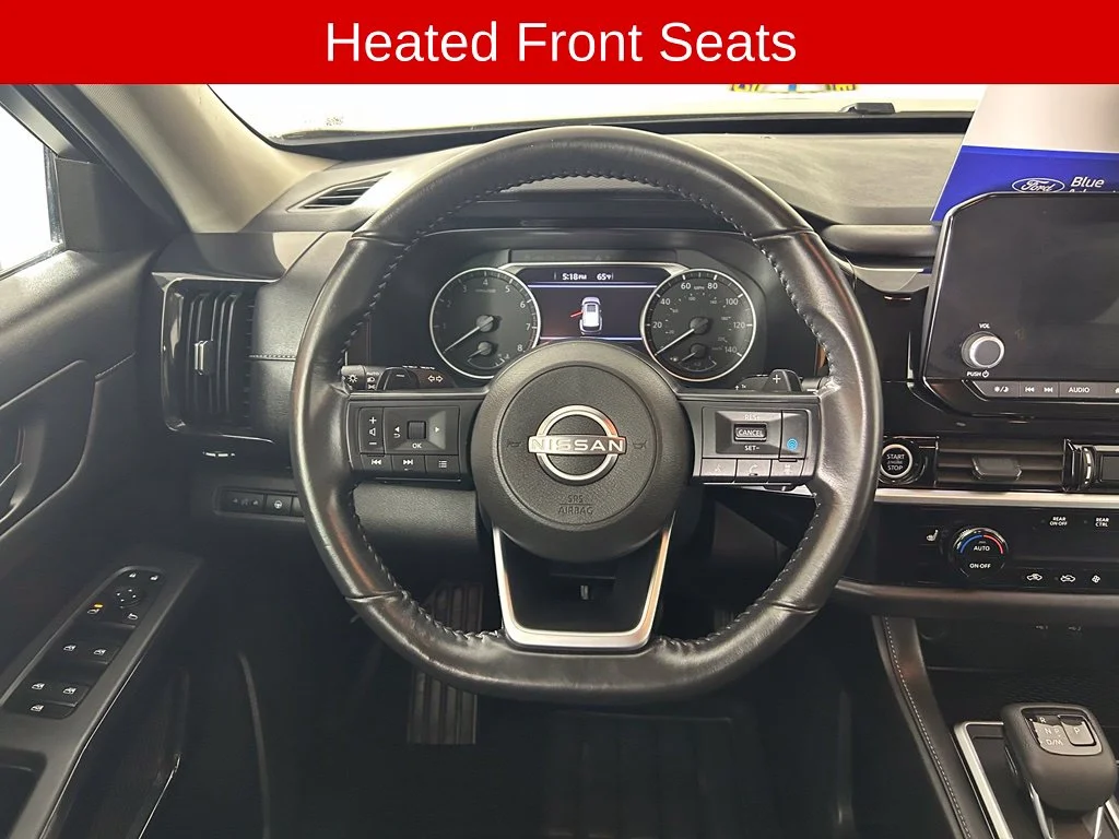 Used 2024 Silver Nissan SV image 7