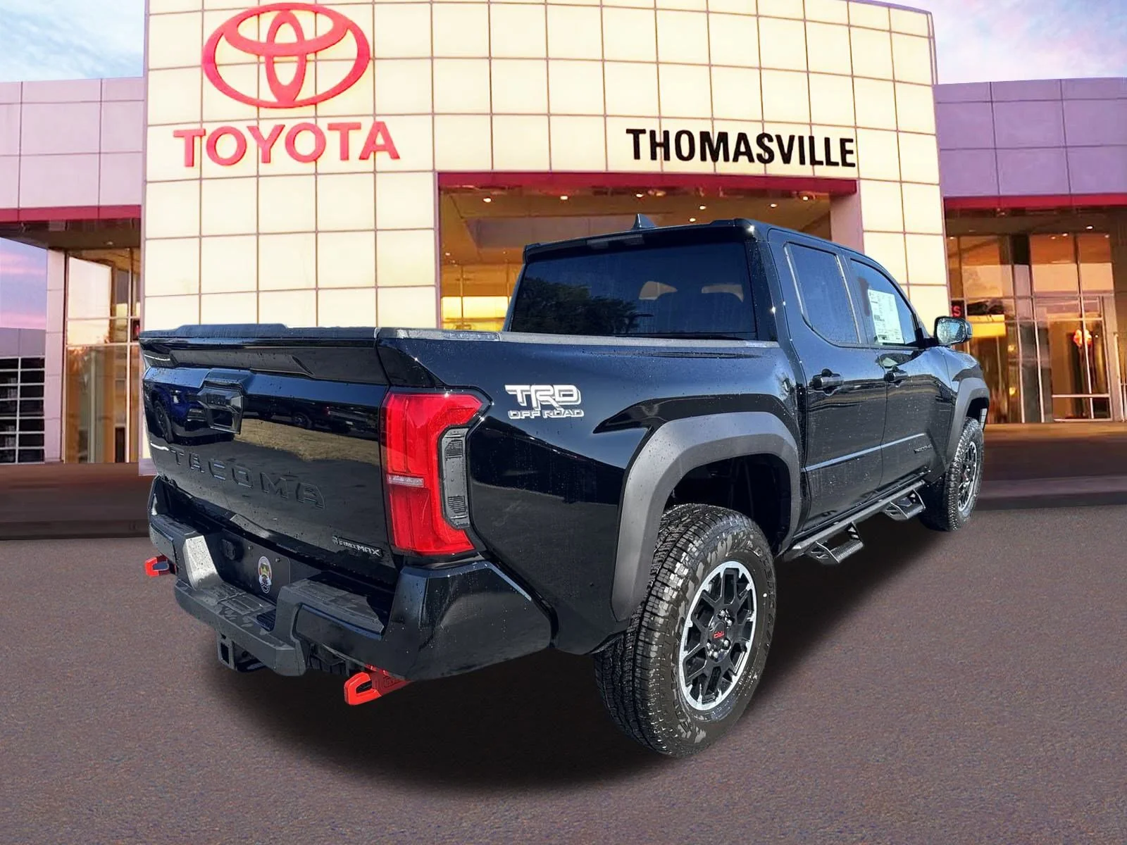 Used 2024  Toyota  image 5