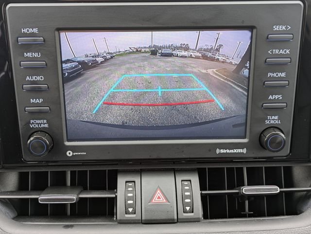 Used 2022 Silver Toyota XLE Premium image 22