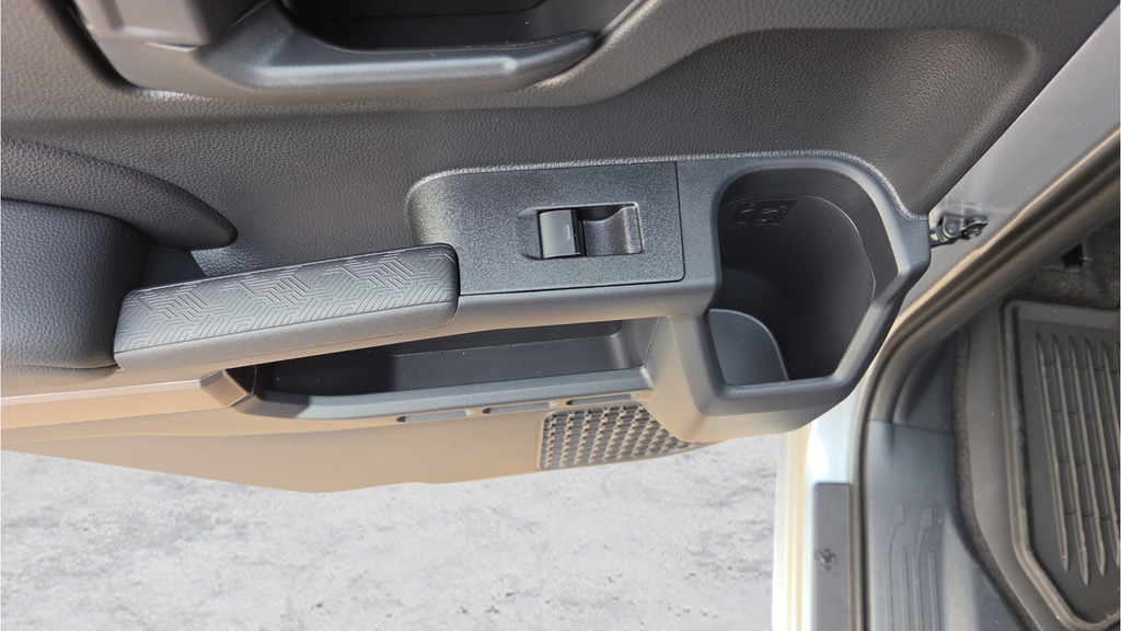 New 2026 Cutting Edge Toyota SR5 image 44