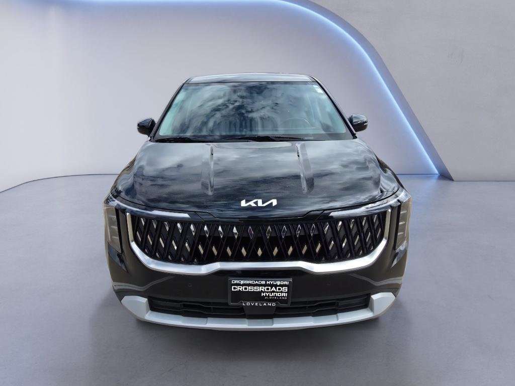 Used 2025 Aurora Black Pearl Kia LXS image 9