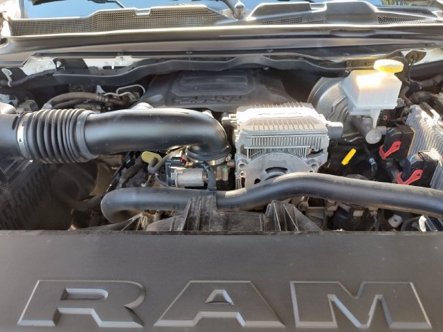 Used 2019 White Ram Big Horn/Lone Star image 31