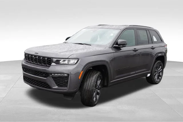 New 2026 Baltic Gray Metallic Clear-Coat Exterior Paint Jeep Limited Reserve image 7