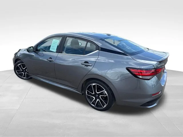 Used 2024 Gray Nissan SR image 6