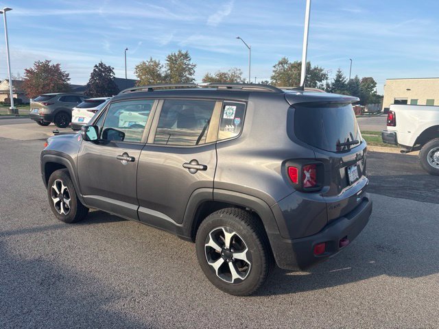 Used 2020 Gray Jeep Trailhawk image 4