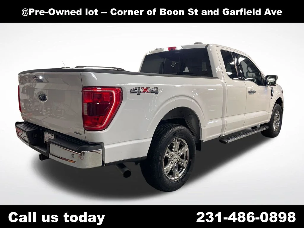 Used 2021 White Ford XLT image 13