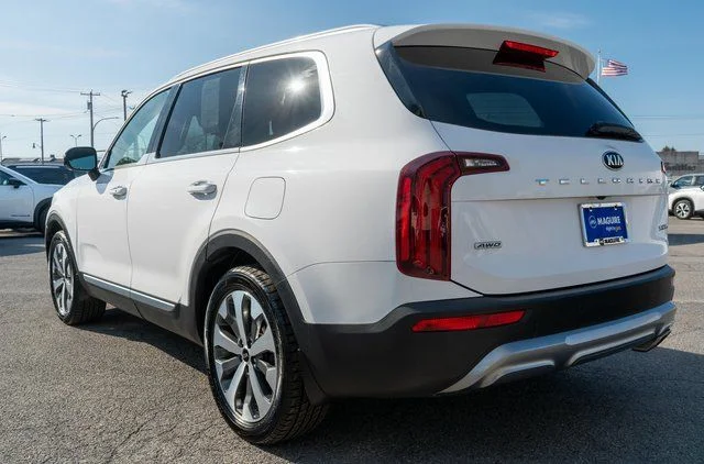 Used 2021 White Kia SX image 8