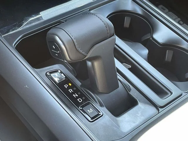New 2026 Iconic Silver Metallic Ford Lariat® image 32