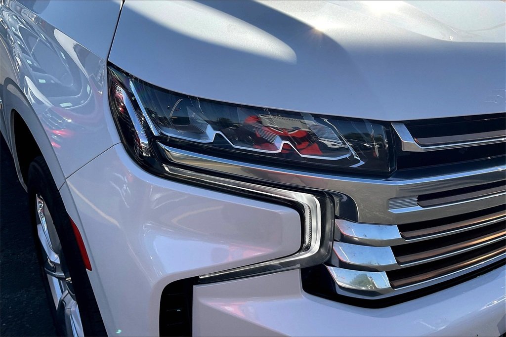 2022 CHEVROLET SUBURBAN - Image 28