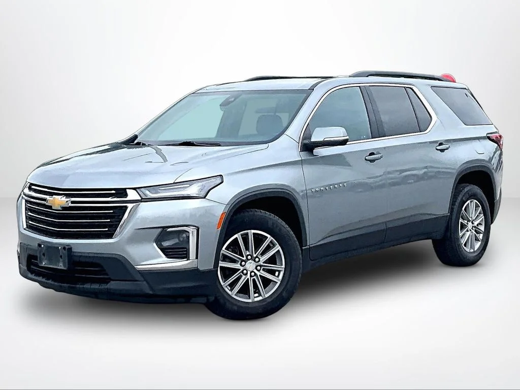 Used 2023 Gray Chevrolet LT image 2