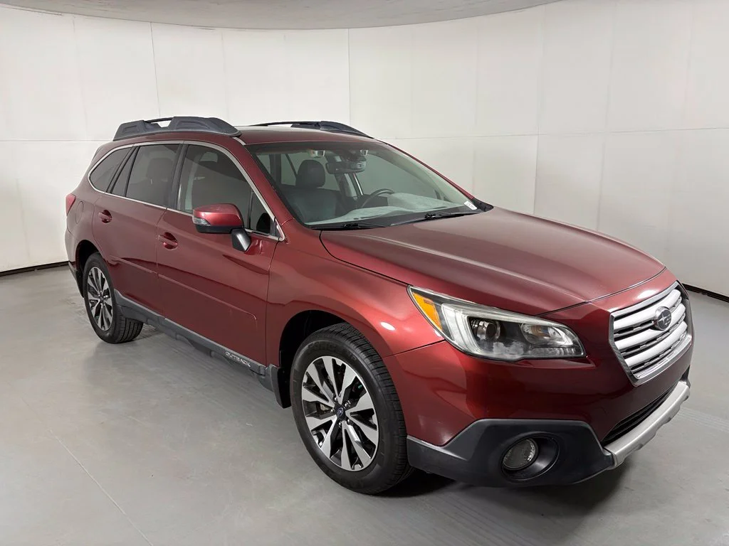 Used 2017 Red Subaru 2.5i image 2