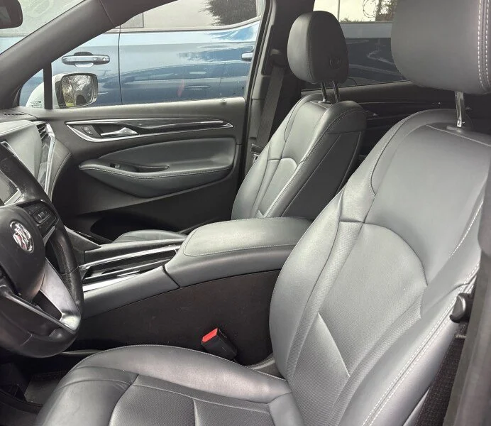 Used 2023 Includes Pitch Dark Night lower exterior accent color.) Buick Essence image 4