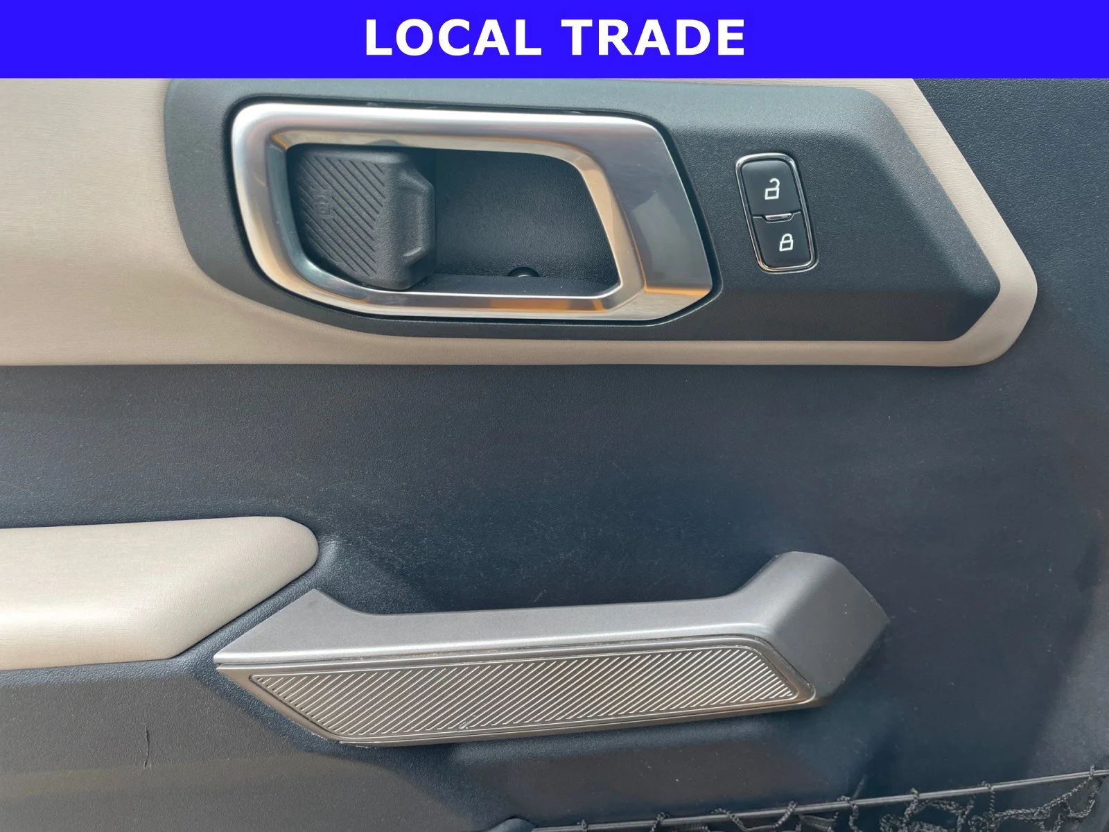 Used 2022 ORANGE Ford WILDTRAK image 16