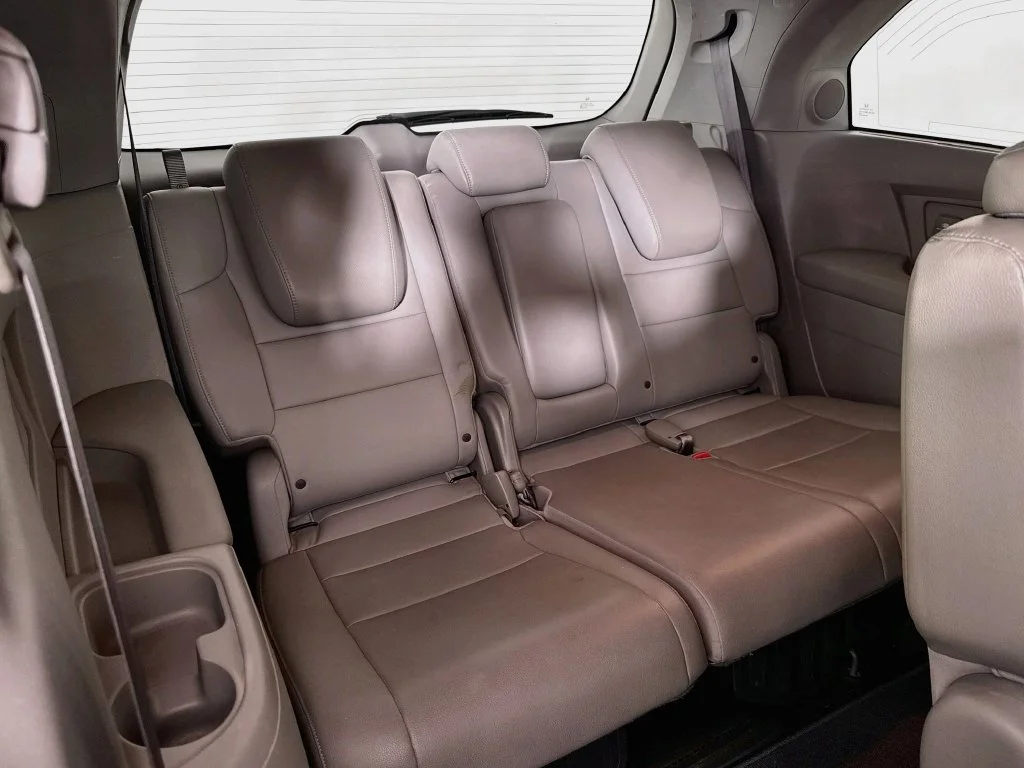 Used 2011 Gray Honda Touring image 36