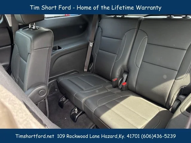 Used 2023 Silver GMC SLT image 10