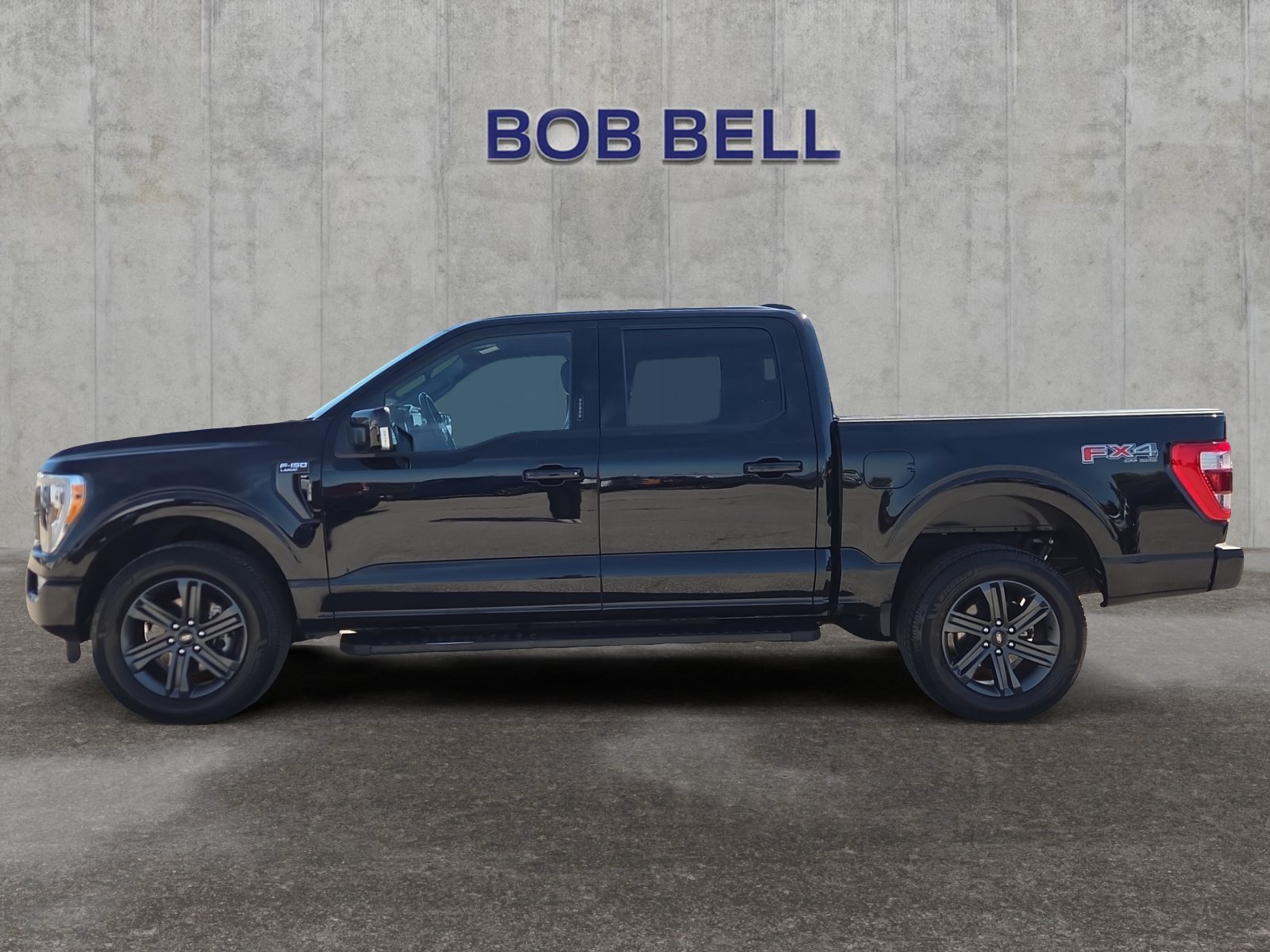 2023 Ford F-150 Lariat - Photo 2