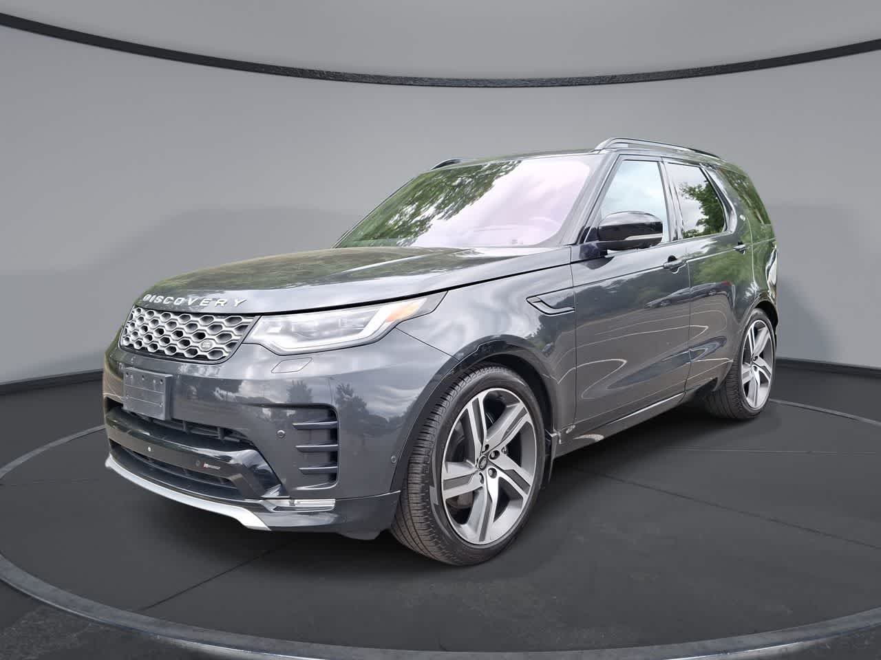 2023 Land Rover Discovery Metropolitan Edition's photo