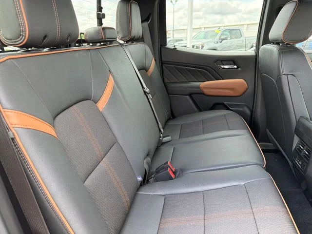 Used 2026 White GMC AT4 image 23