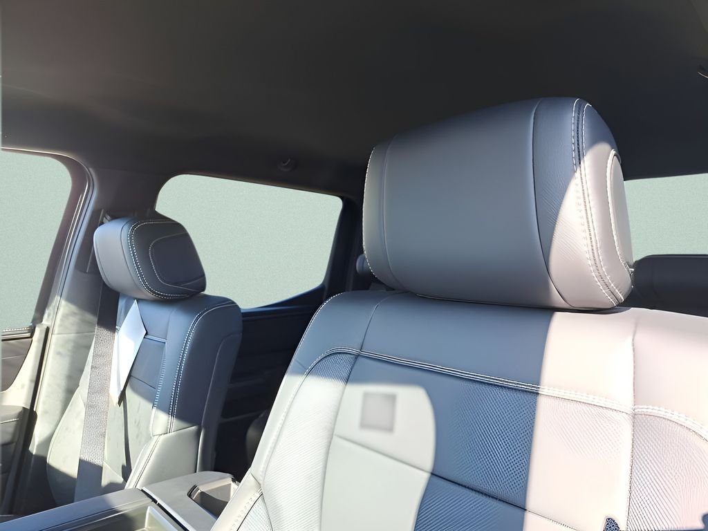 2026 Toyota Tundra SR5 - Photo 14