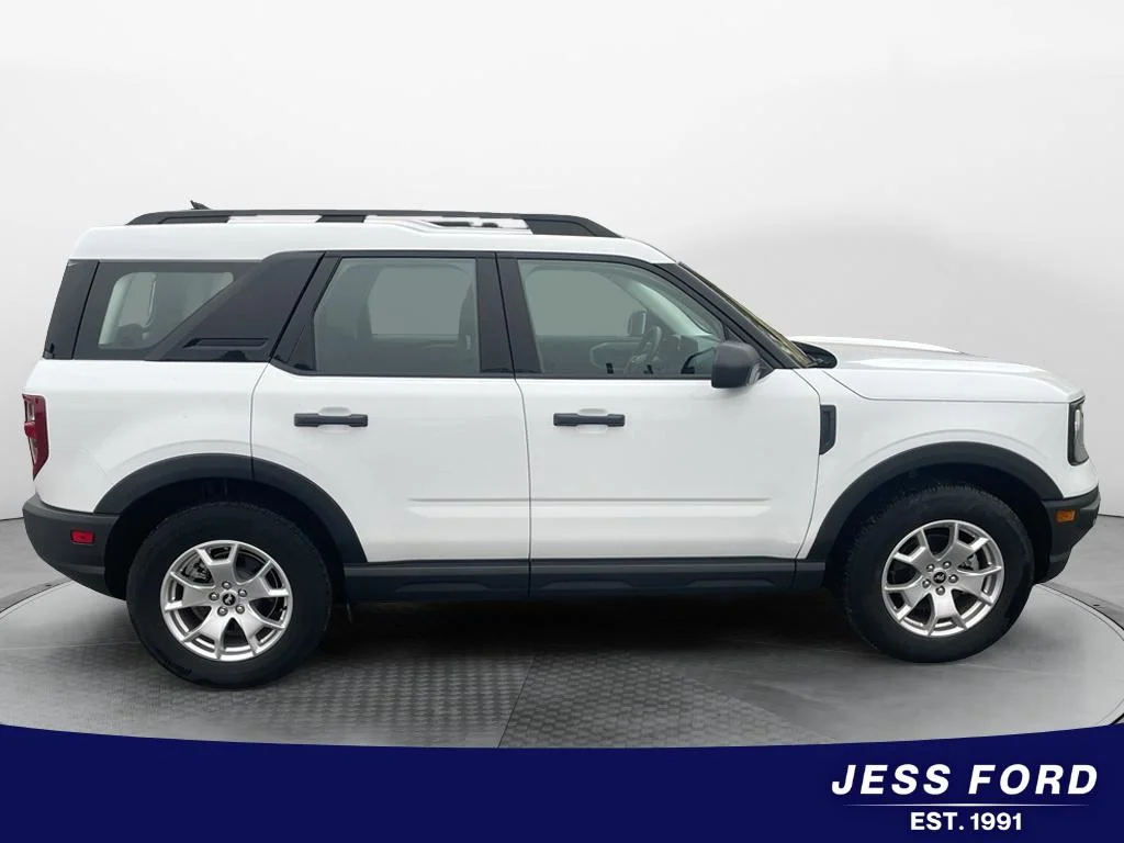 Used 2023 Oxford White Ford BASE image 7