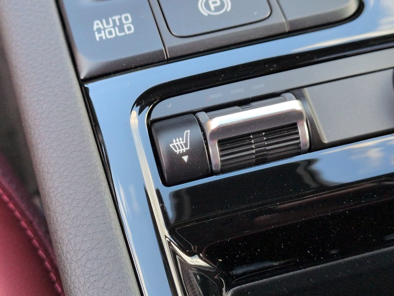 New 2027 Wolf Gray Kia GT-Line image 27