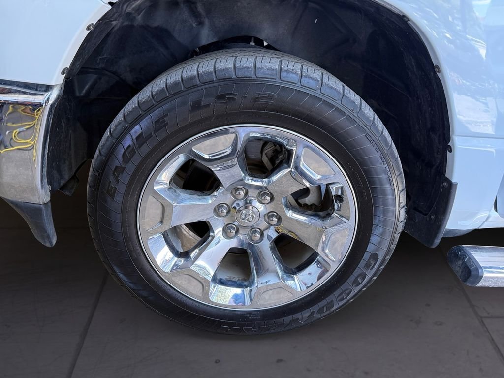 Used 2023 White Ram Big Horn/Lone Star image 9