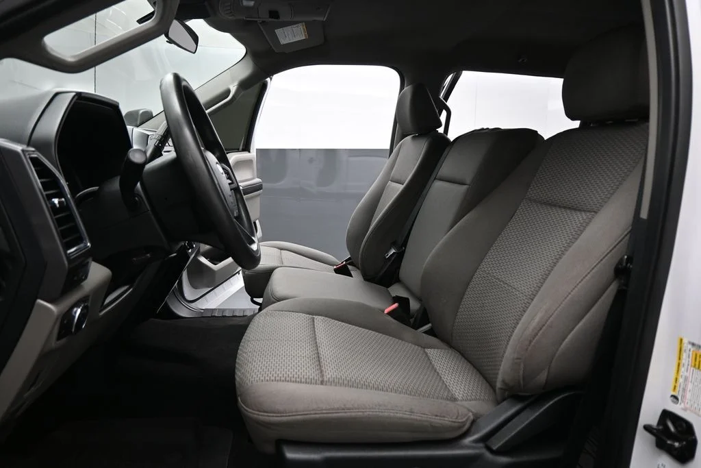 Used 2021 White Ford XLT image 9