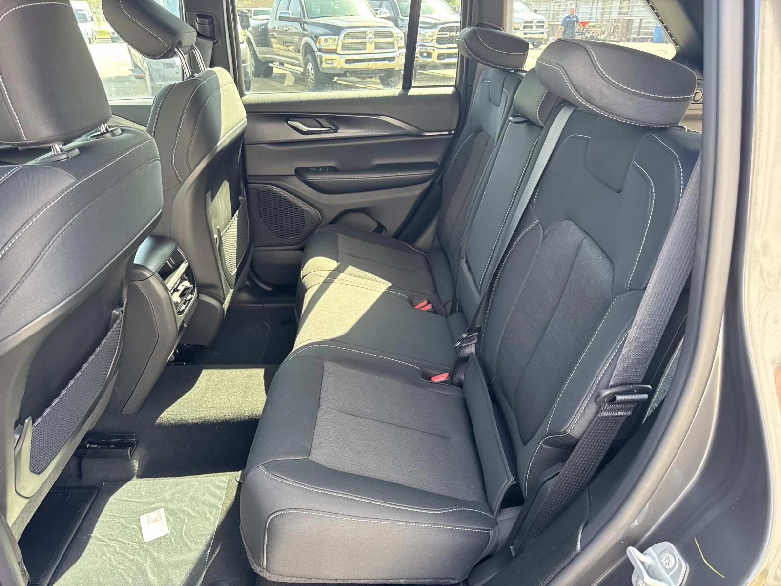 New 2026 Baltic Gray Metallic Clearcoat Jeep Laredo X image 8