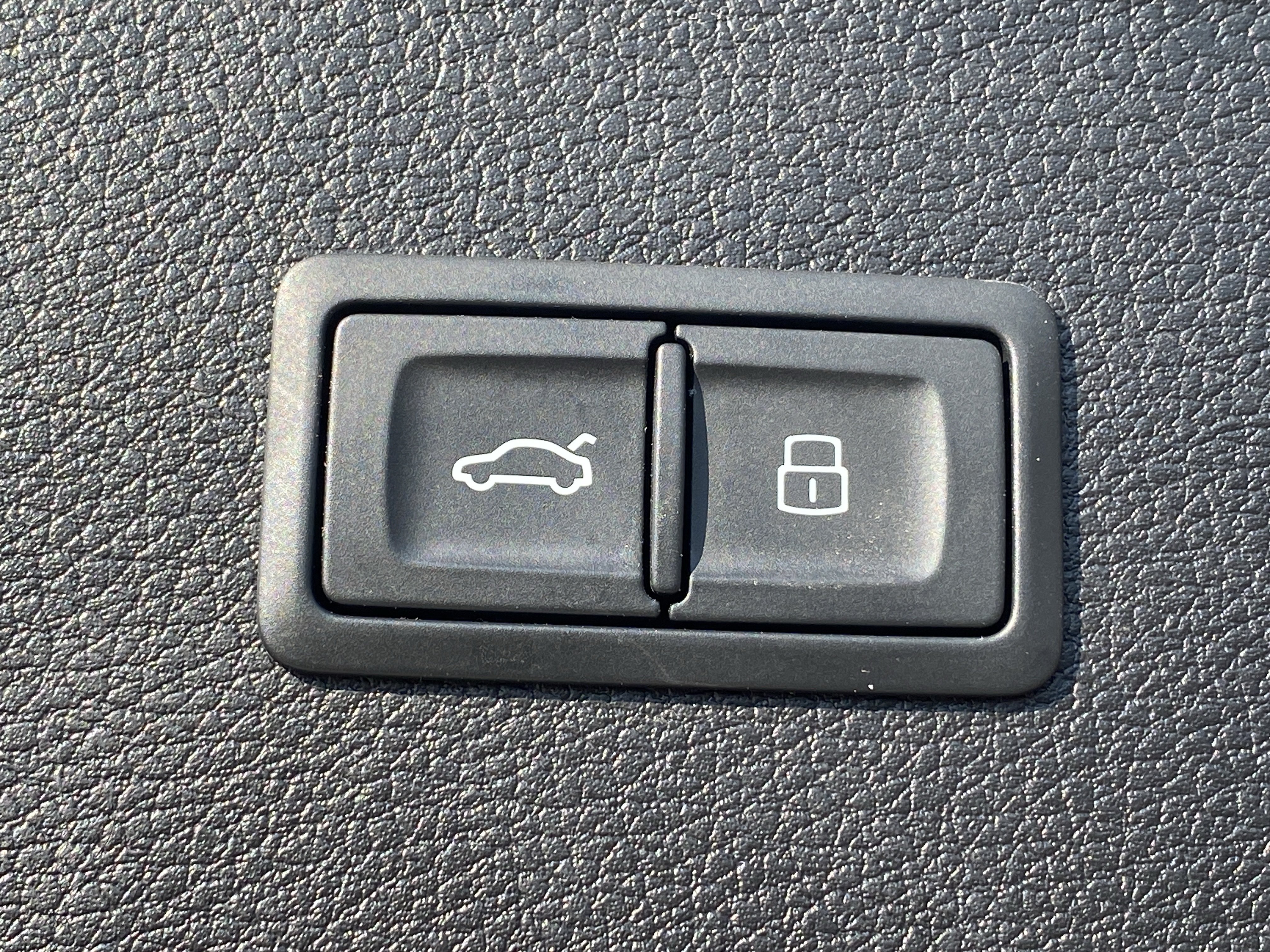 Used 2024 White Audi S line Premium Plus image 6