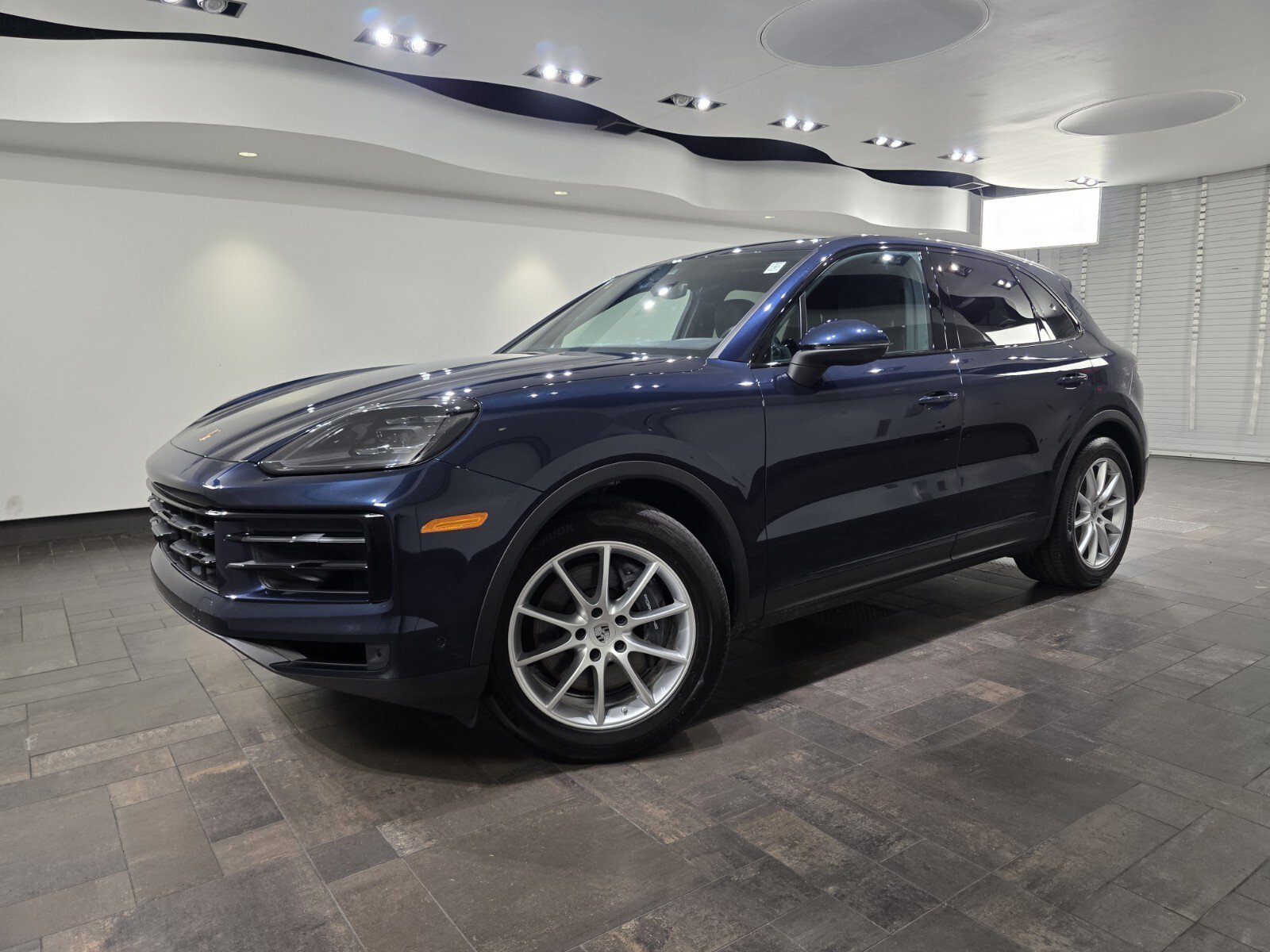 Used 2025 Algarve Blue Metallic Porsche  image 1