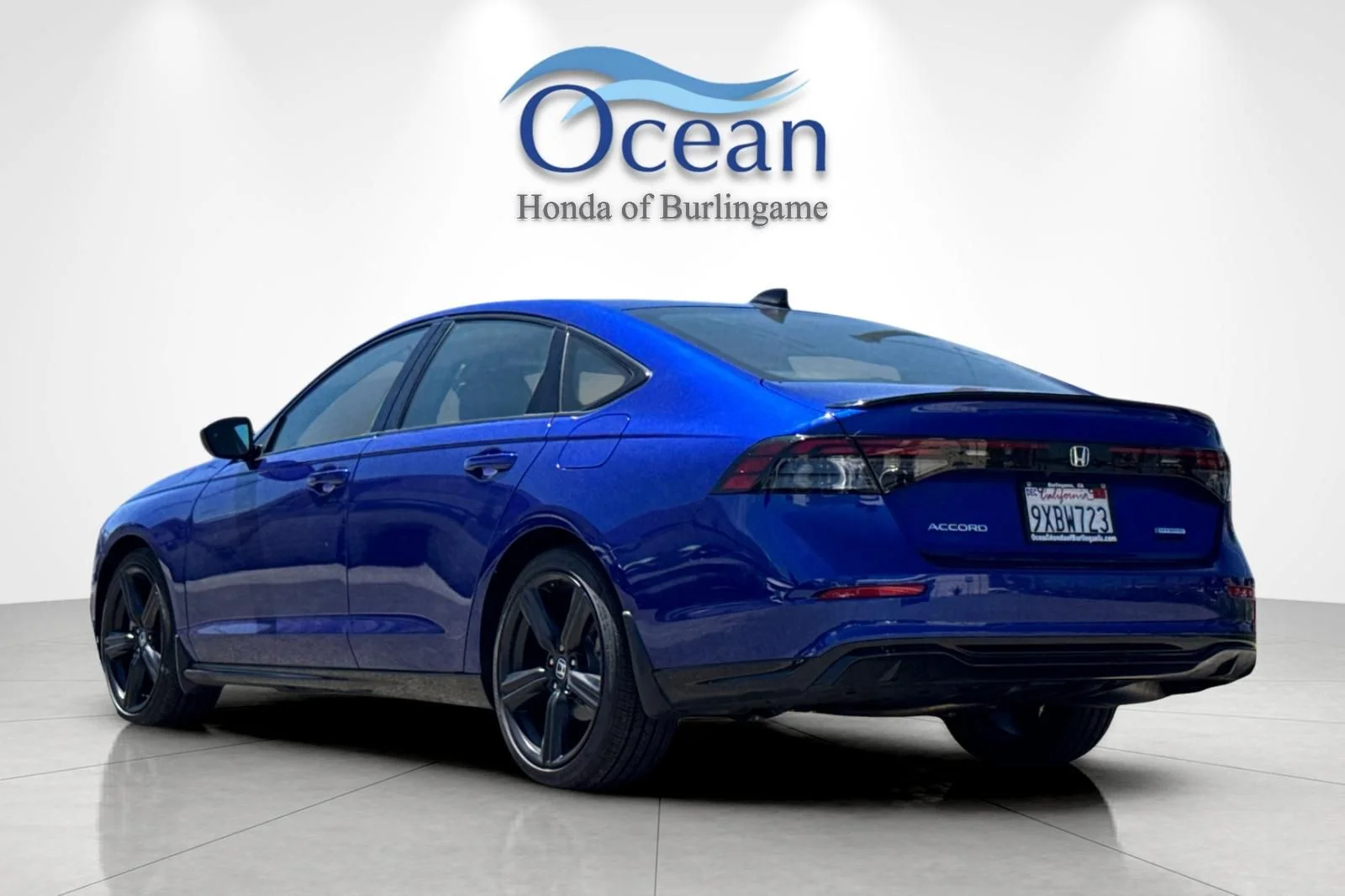 Certified Used 2025 Still Night Pearl Honda Sport-L image 6