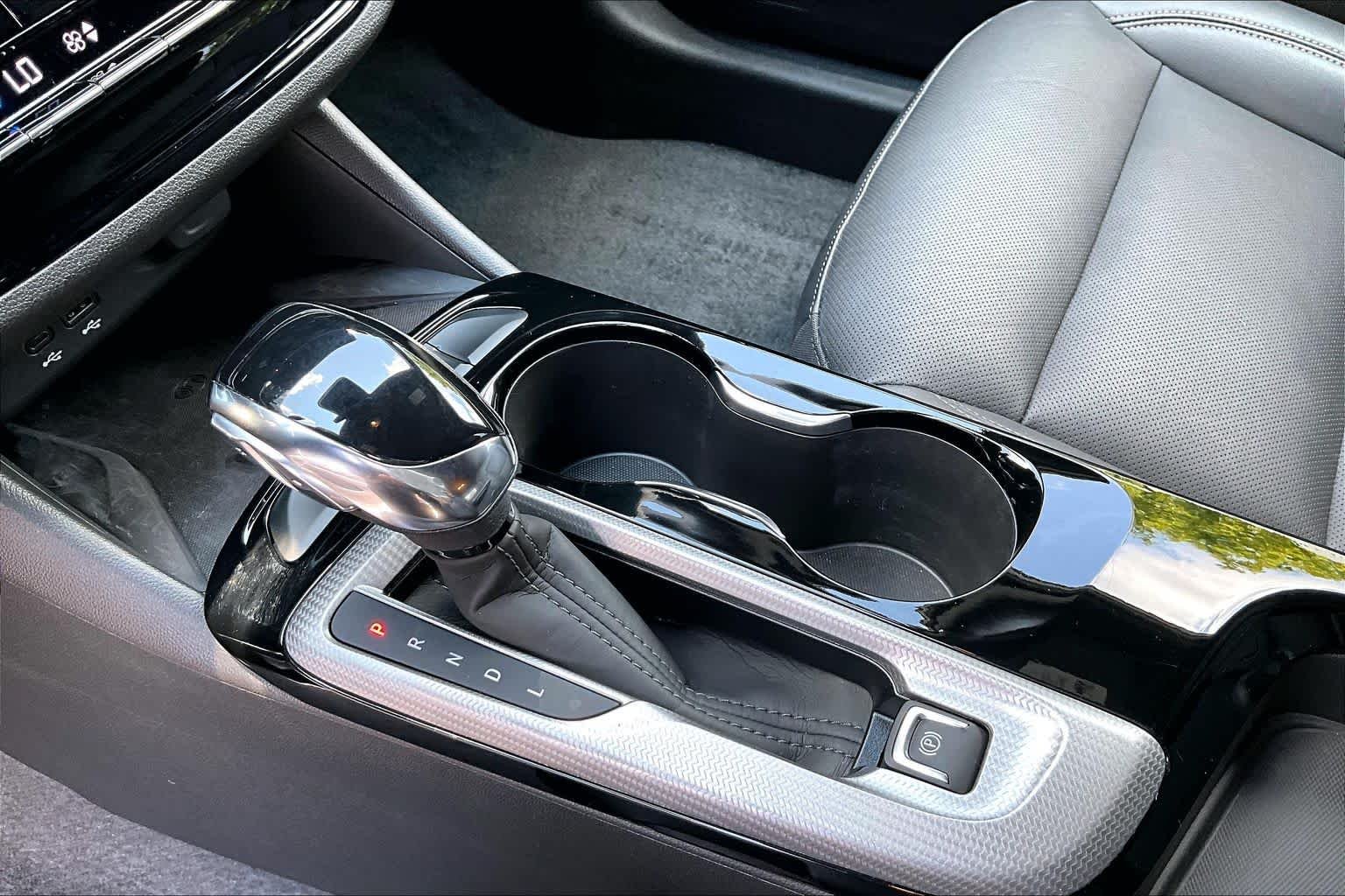 Used 2025 Moonstone Gray Metallic Buick Avenir image 16