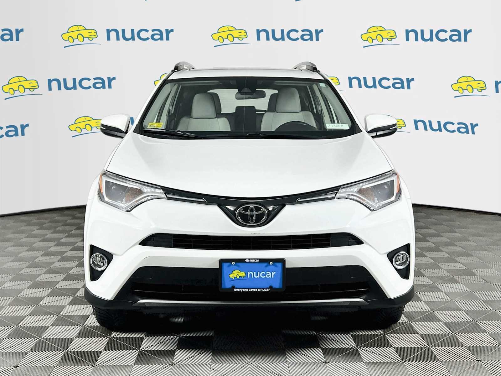 Used 2017 Super White Toyota XLE image 2
