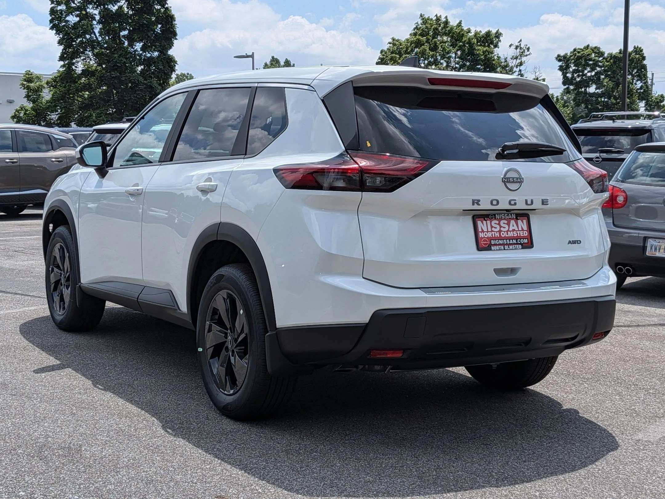 New 2026 White Pearl Nissan SV image 8