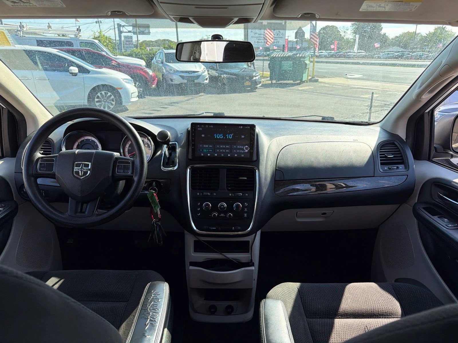 Used 2017 White Dodge SE image 17