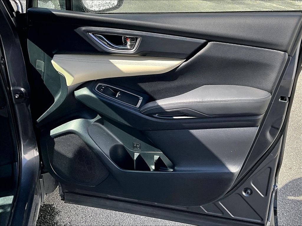 Used 2022 Magnetite Gray Metallic Subaru Limited image 12