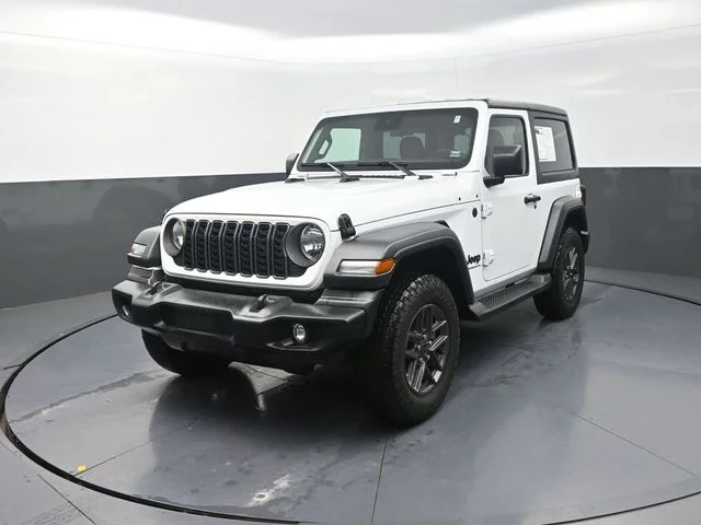 Used 2024 White Jeep Sport S image 6