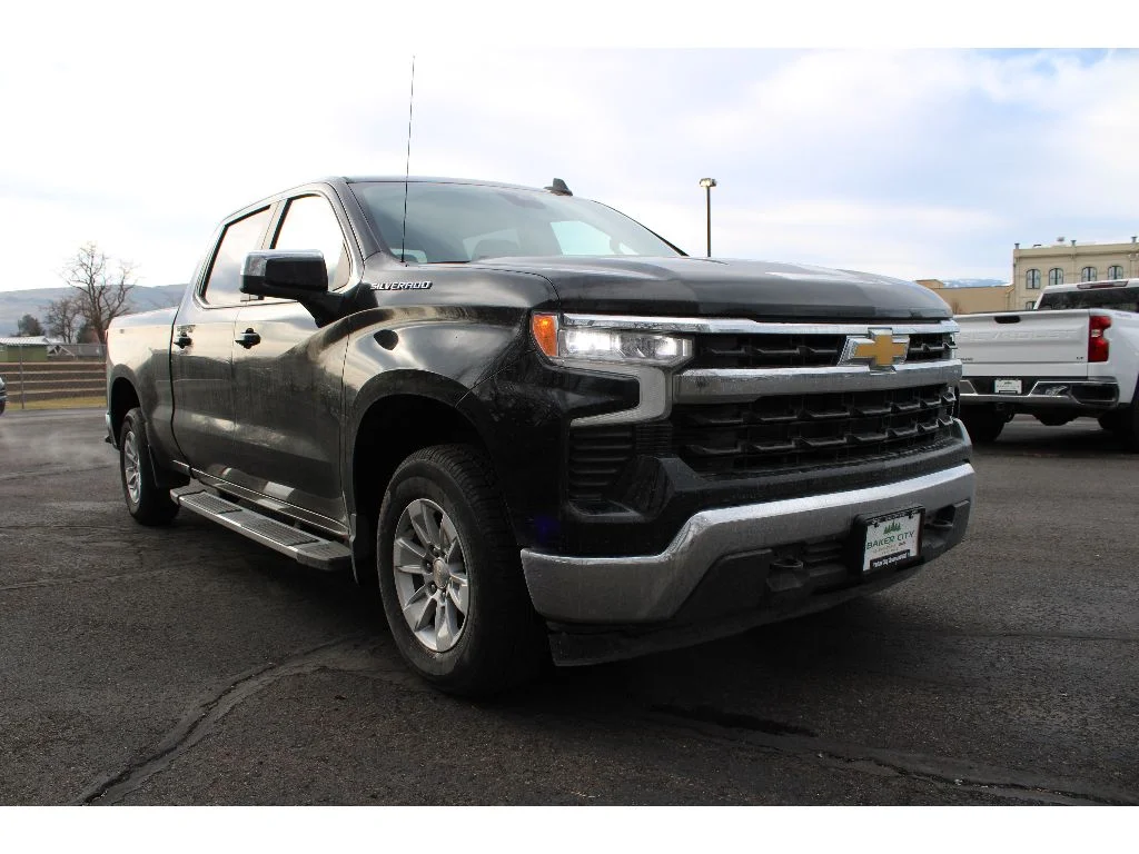 2023 Chevrolet Silverado 1500 LT 4X4 Crew Cab Short Box's photo