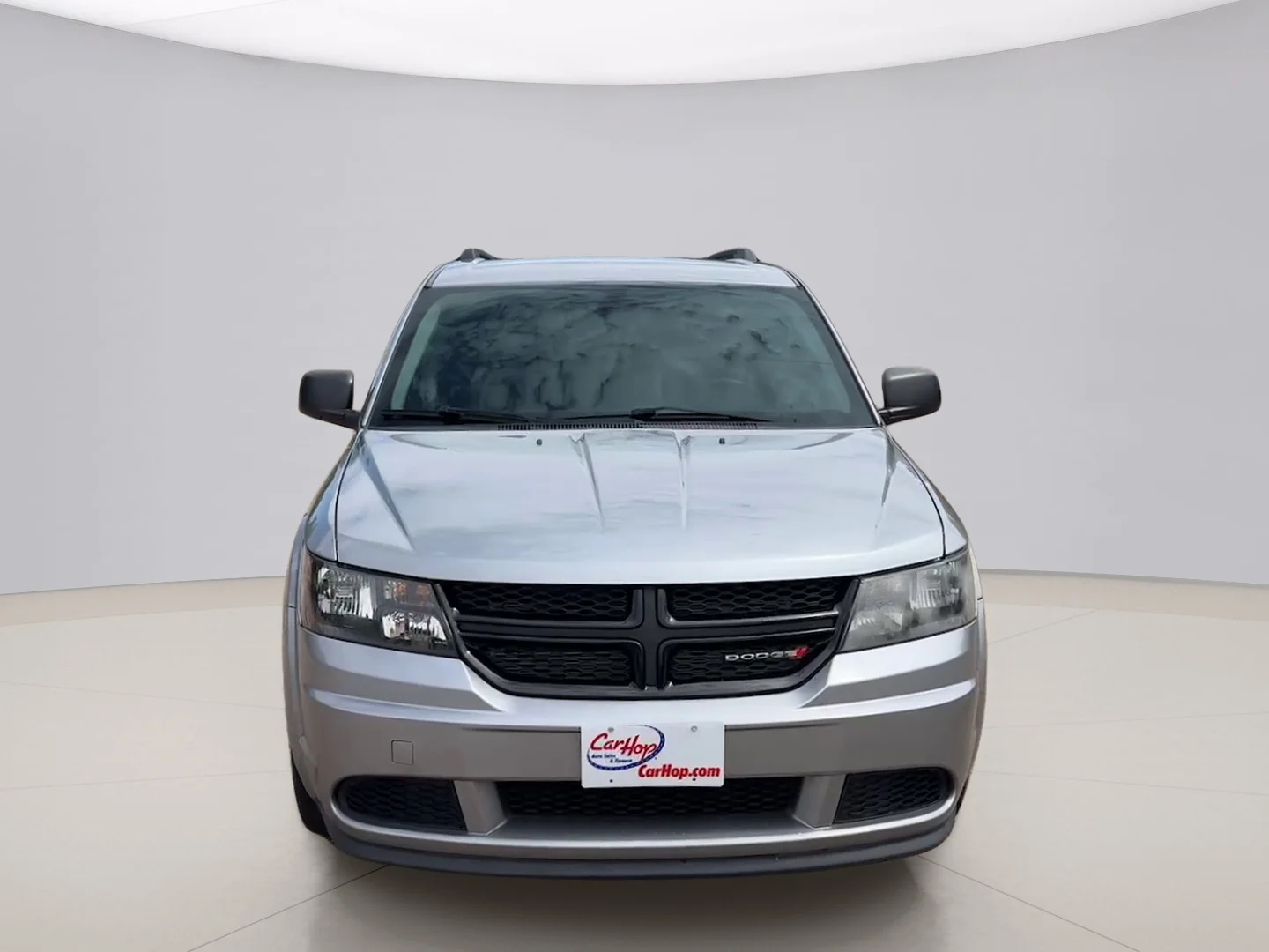 Used 2020 Gray Dodge SE image 8