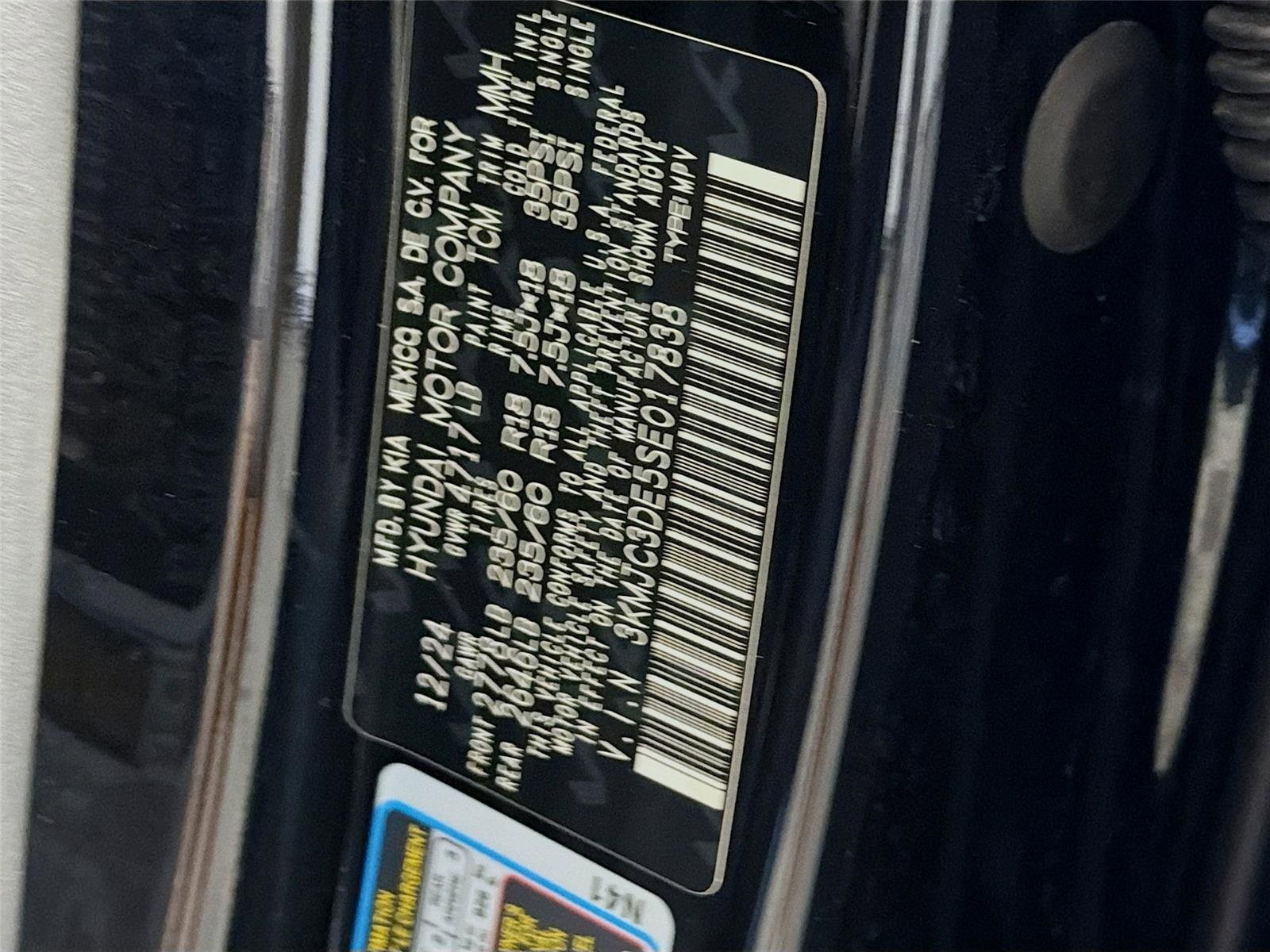 Used 2025 Phantom Black Hyundai SEL Convenience image 31