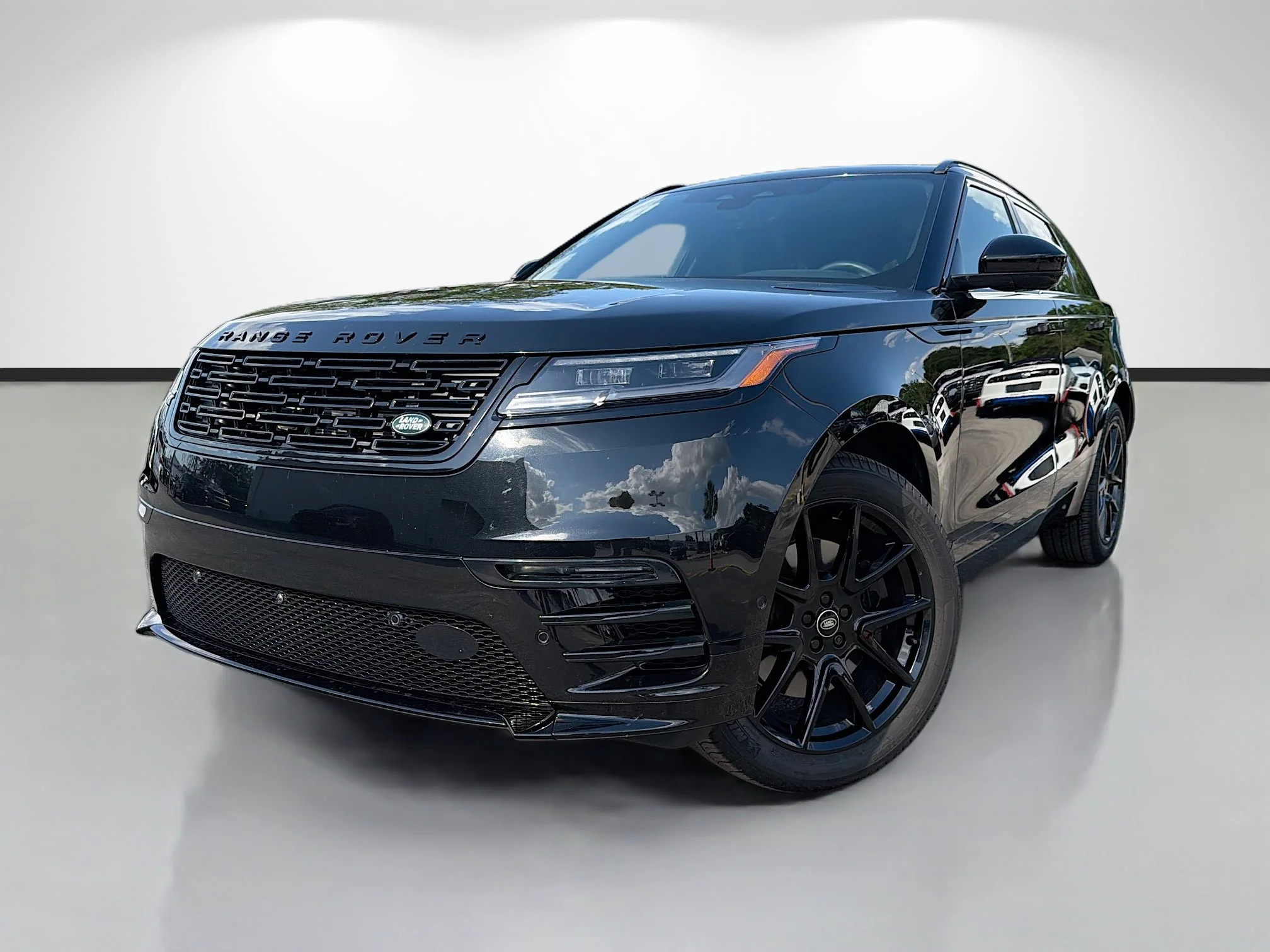 2026 Land Rover Range Rover Velar