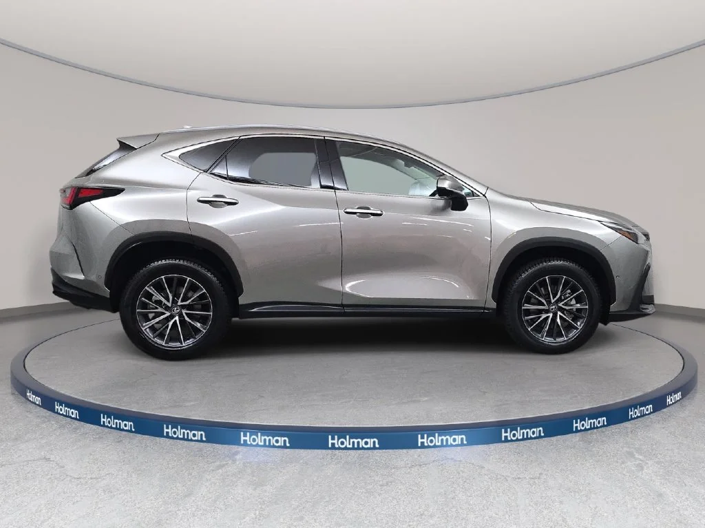 Used 2024 ATOMIC SILVER Lexus 350h Luxury image 5